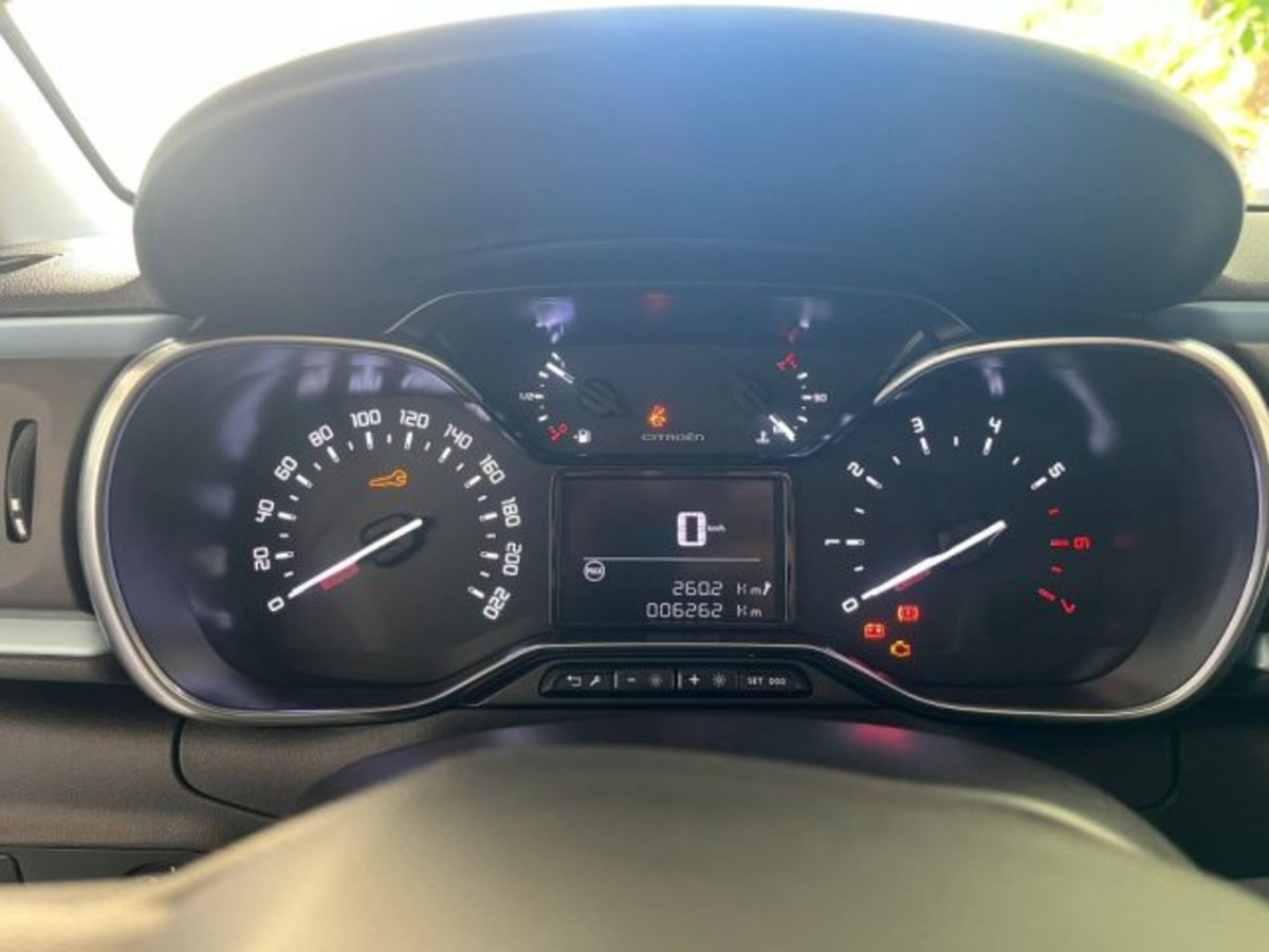 Citroen C3 PureTech 110 S&S Elle (16)