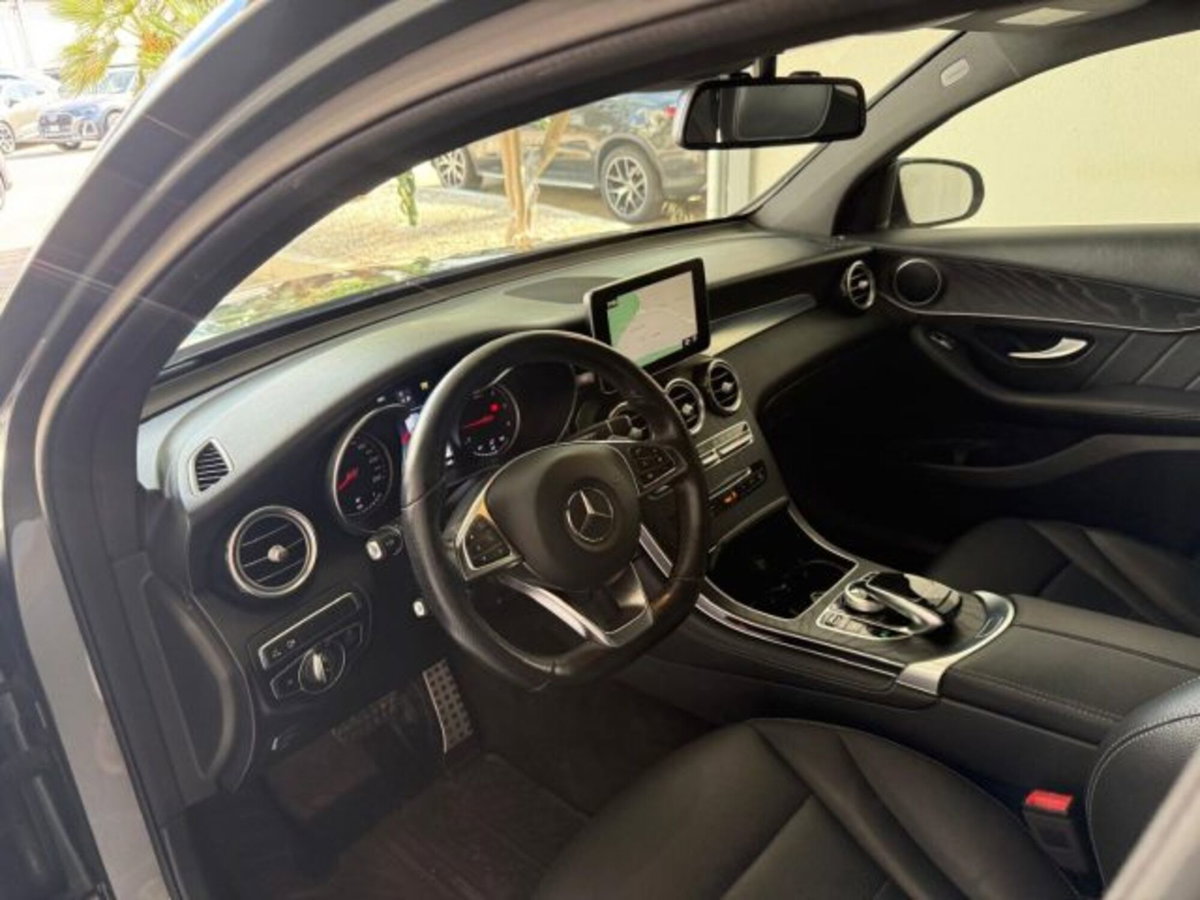 Mercedes-Benz GLC Coupé 250 d 4Matic Coupé Premium (20)