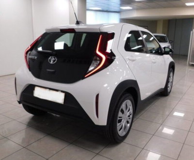 Toyota Aygo X 1.0 Active 72cv (11)
