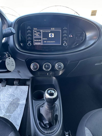 Toyota Aygo X 1.0 Active 72cv (17)