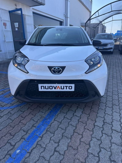 Toyota Aygo X 1.0 Active 72cv (4)