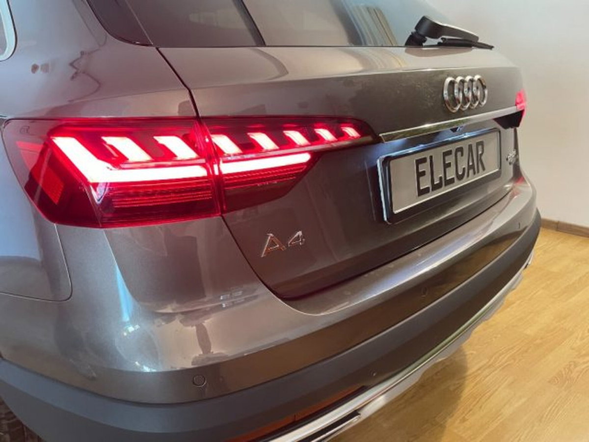 Audi A4 Allroad 40 TDI 204 CV S tronic (15)