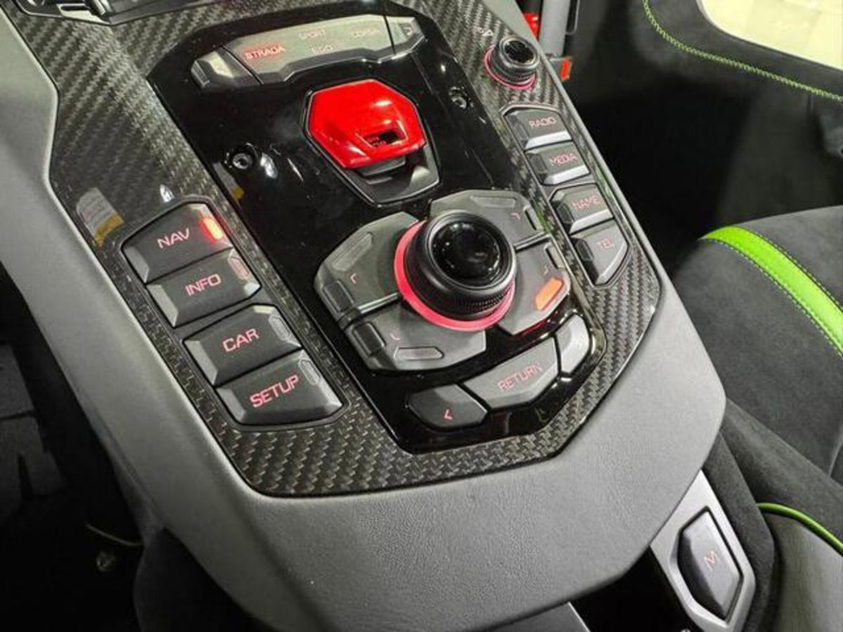 Lamborghini Aventador Cabrio SVJ 6.5 V12 Roadster (16)