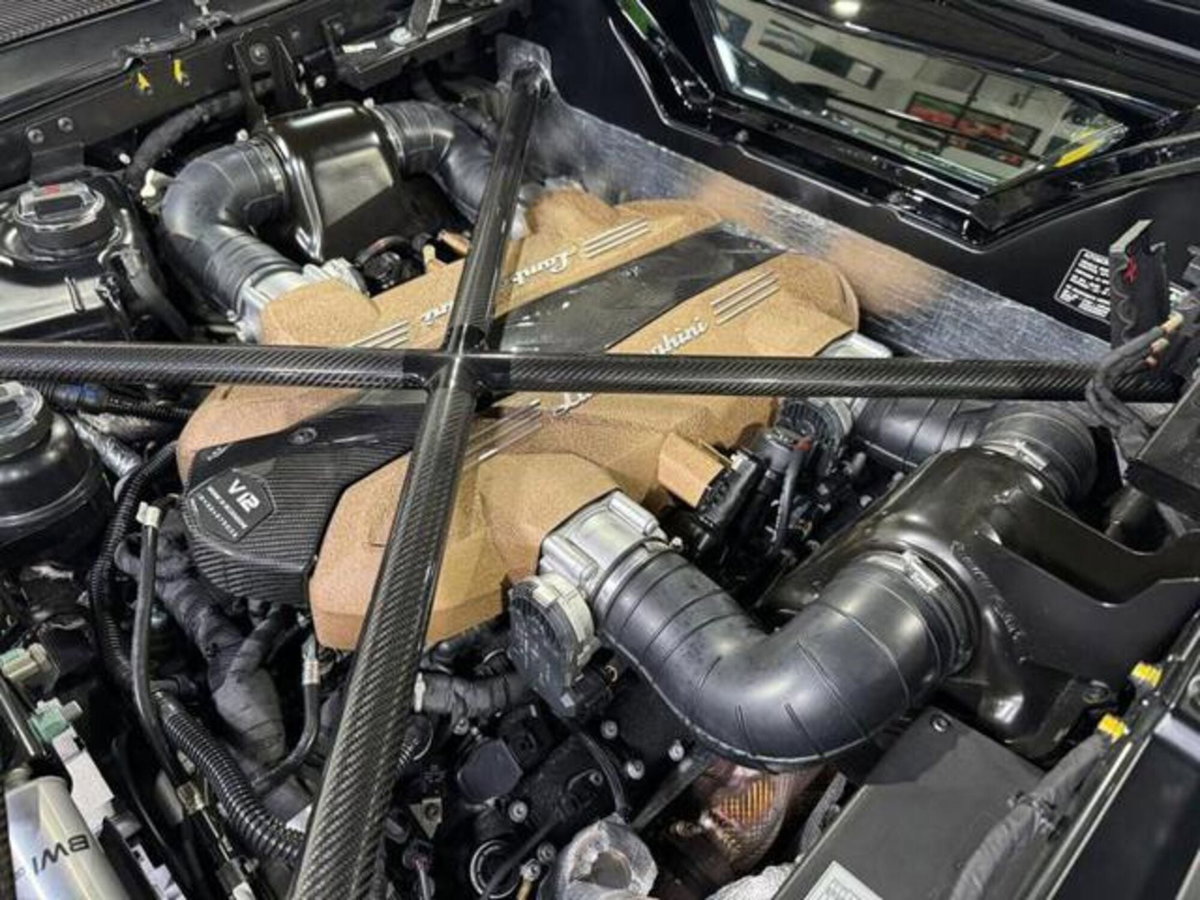 Lamborghini Aventador Cabrio SVJ 6.5 V12 Roadster (18)