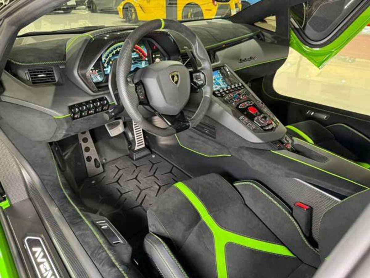 Lamborghini Aventador Cabrio SVJ 6.5 V12 Roadster (6)