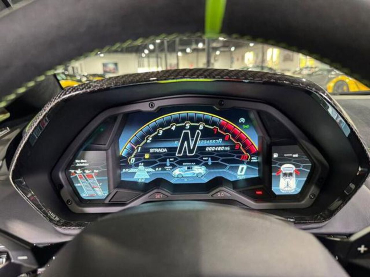 Lamborghini Aventador Cabrio SVJ 6.5 V12 Roadster (9)
