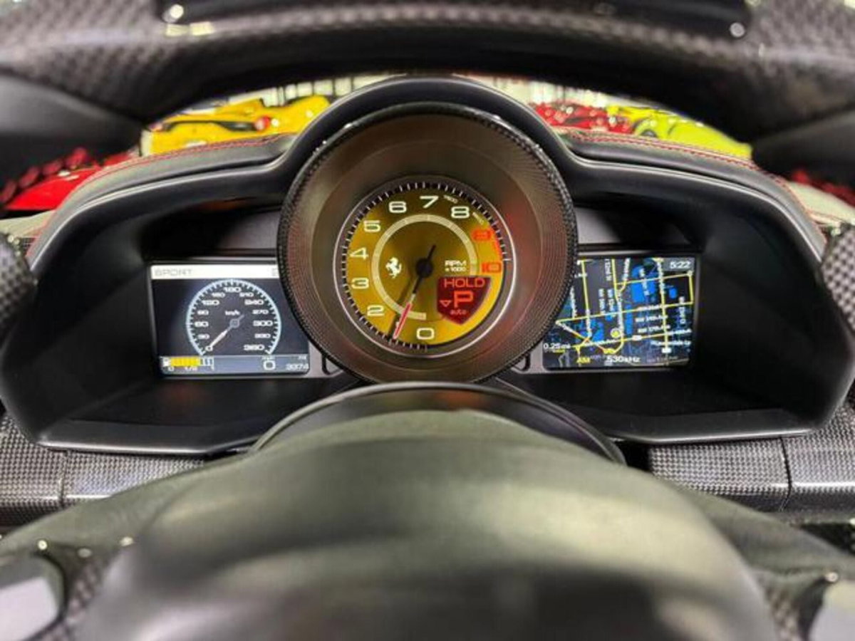 Ferrari 458 Spider 458 Spider DCT (11)