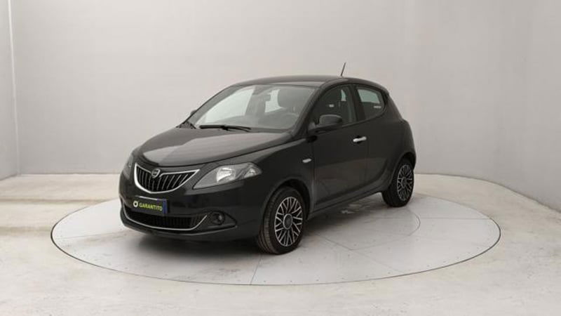 Lancia Ypsilon 1.0 FireFly 5 porte S&S Hybrid Ecochic A. Ferretti