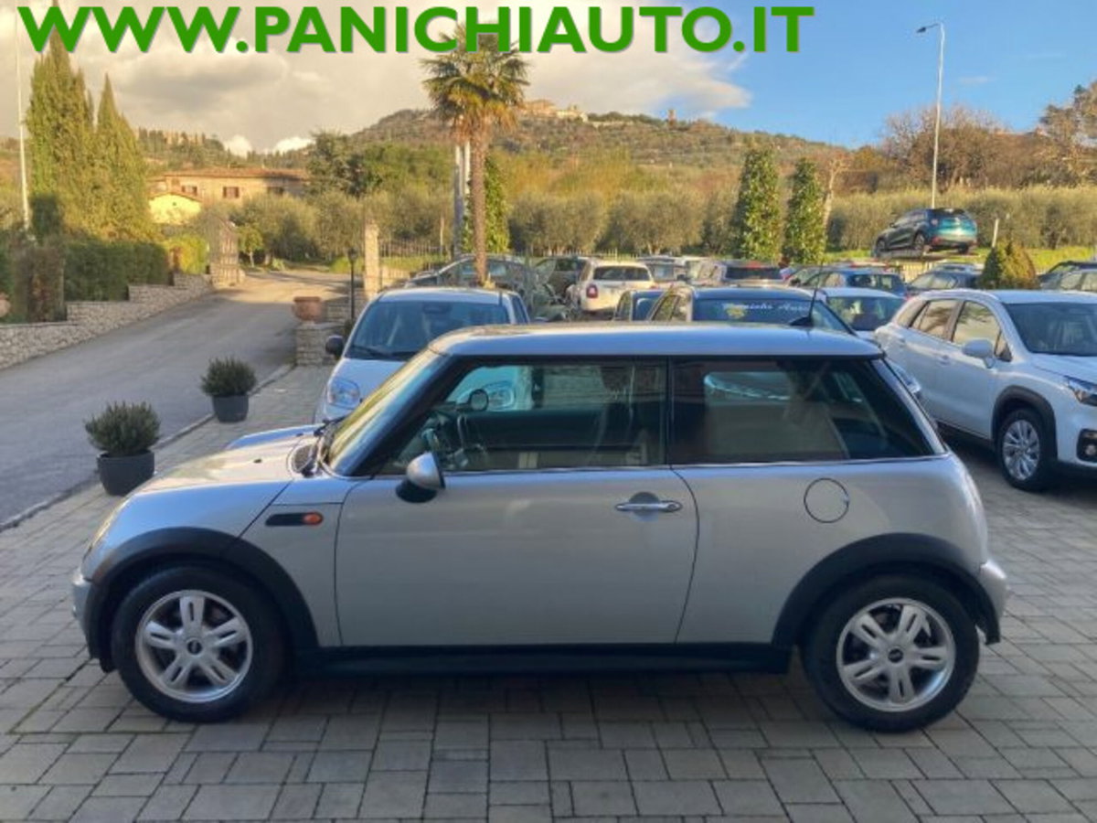 MINI Mini 1.4 tdi One D (3)