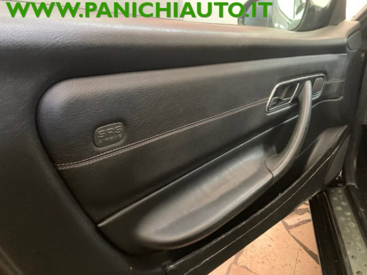 Mercedes-Benz SLK 200 cat (11)