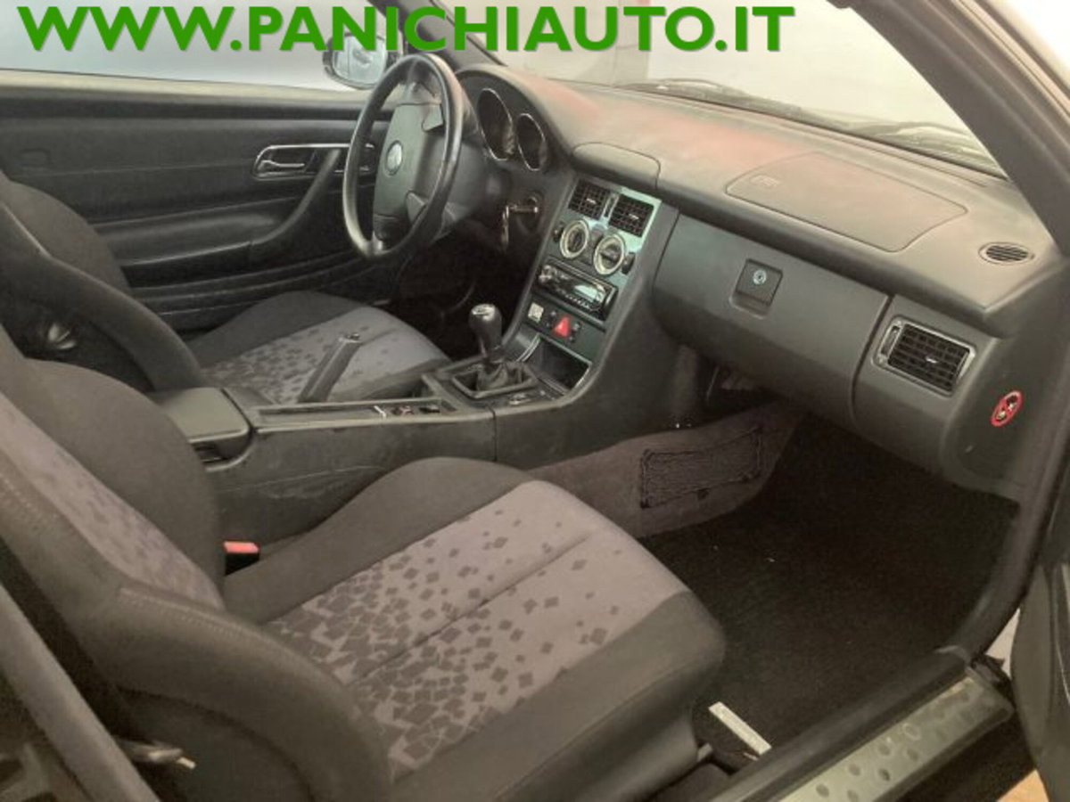 Mercedes-Benz SLK 200 cat (16)