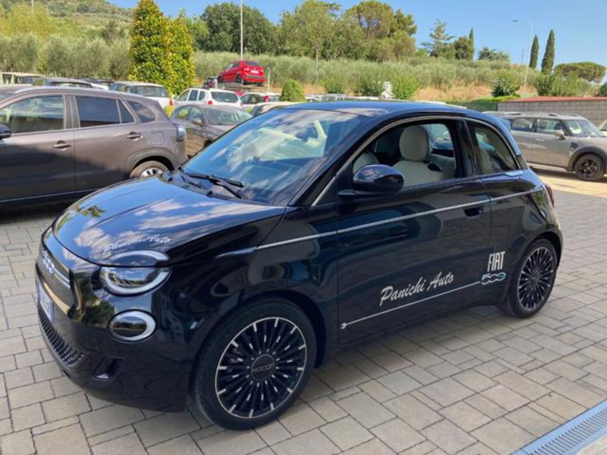 Fiat 500e 42 kWh La Prima (2)