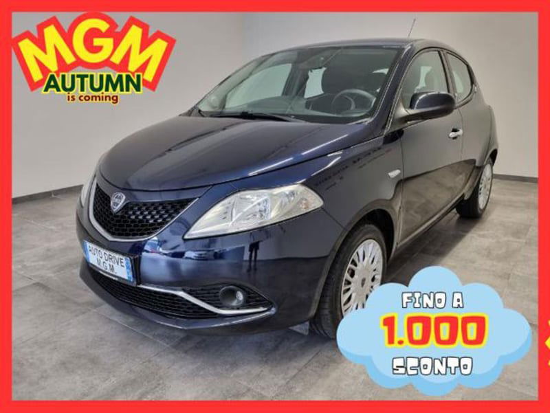 Lancia Ypsilon 1.2 69 CV 5 porte Silver