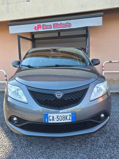 Lancia Ypsilon 1.2 69 CV 5 porte GPL Ecochic Elefantino Blu usata
