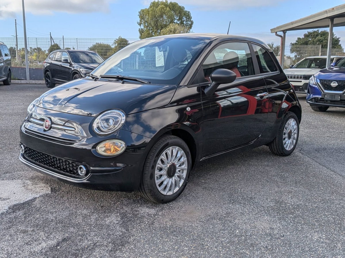 Fiat 500 1.0 Hybrid Red