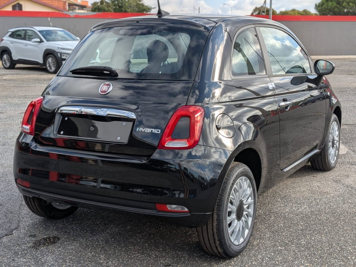 Fiat 500 1.0 Hybrid Red (4)