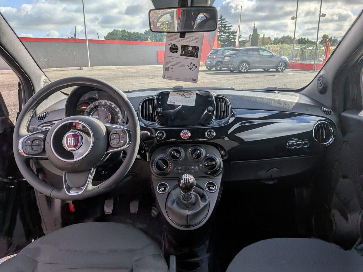 Fiat 500 1.0 Hybrid Red (7)