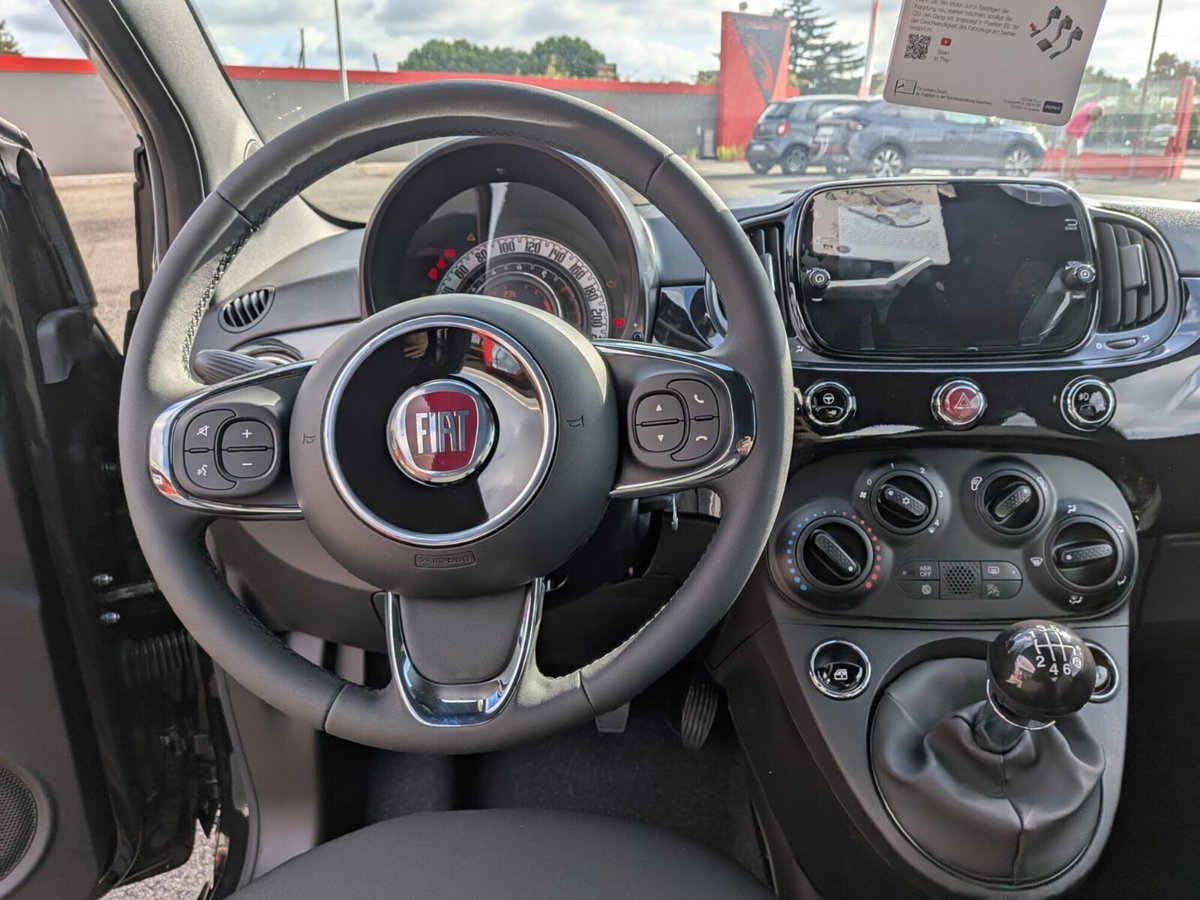 Fiat 500 1.0 Hybrid Red (8)