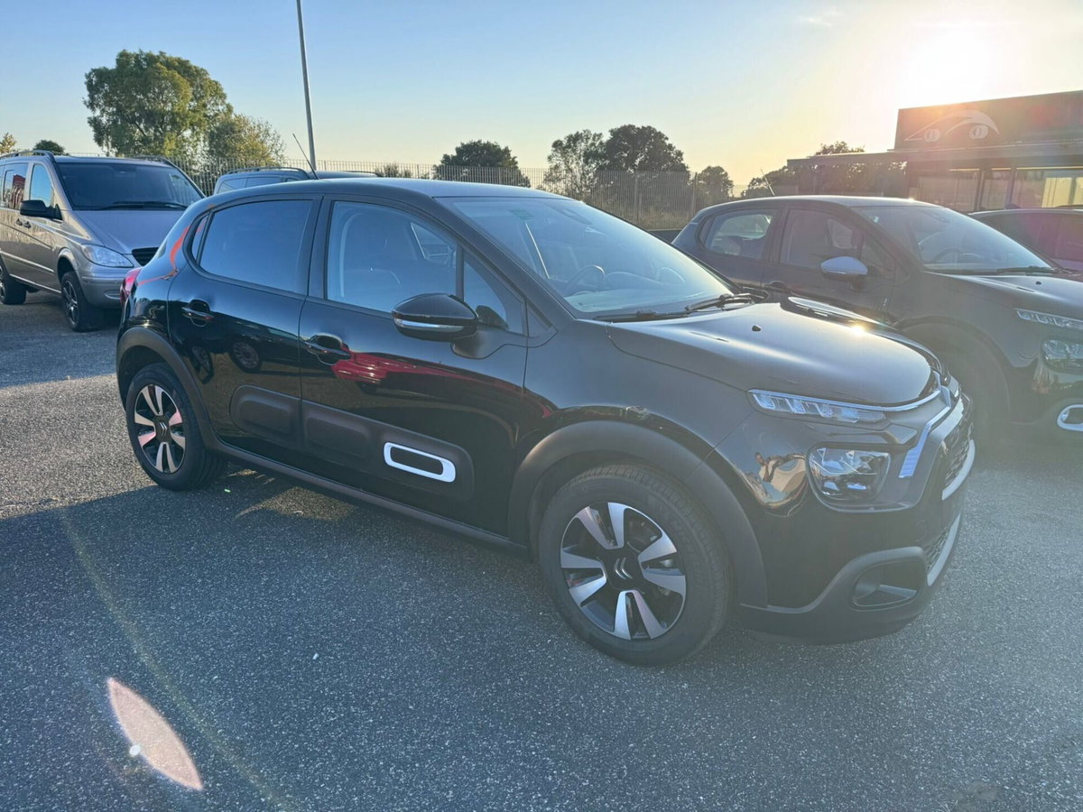 Citroen C3 PureTech 110 S&S Shine (3)