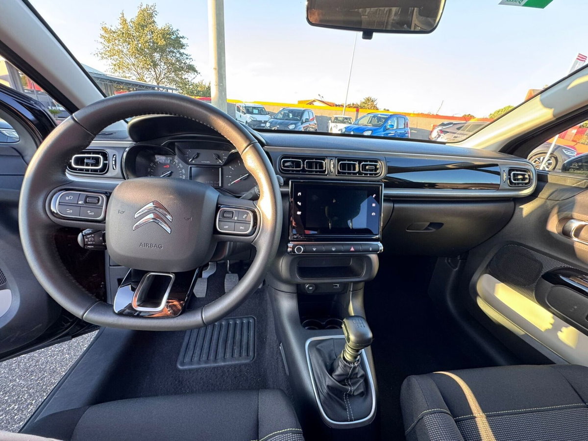 Citroen C3 PureTech 110 S&S Shine (7)
