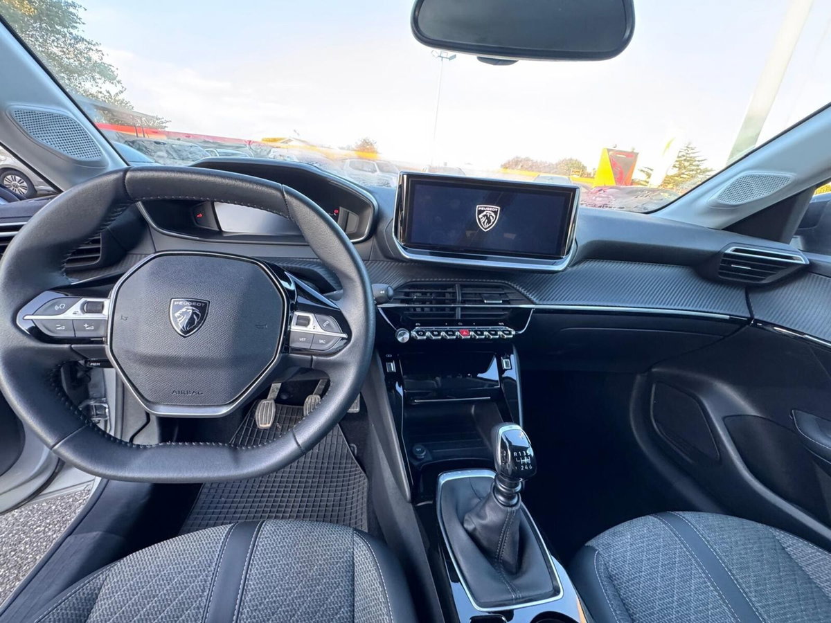 Peugeot 208 PureTech 100 Stop&Start 5 porte Allure (10)