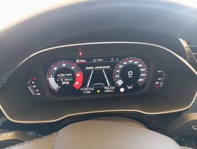 Audi Q3 35 TDI quattro S tronic Business (17)
