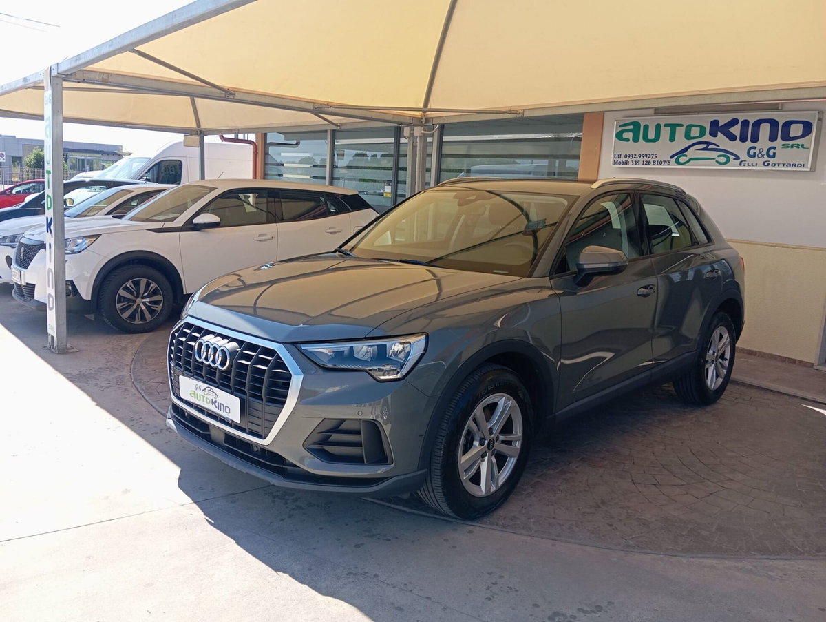 Audi Q3 35 TDI quattro S tronic Business (3)