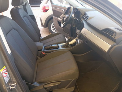 Audi Q3 35 TDI quattro S tronic Business (8)