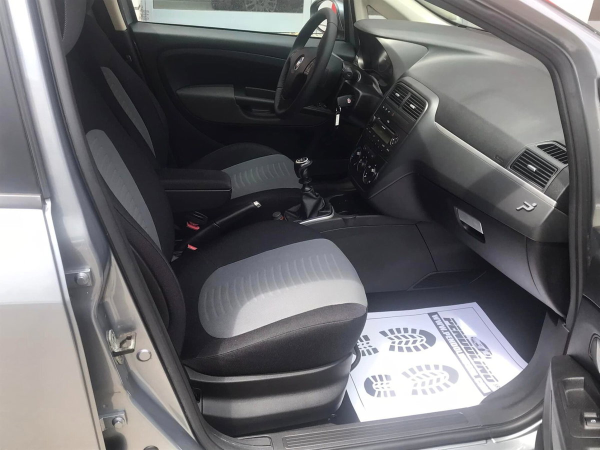 Fiat Grande Punto 1.3 MJT 90 CV 5 porte Dynamic (14)
