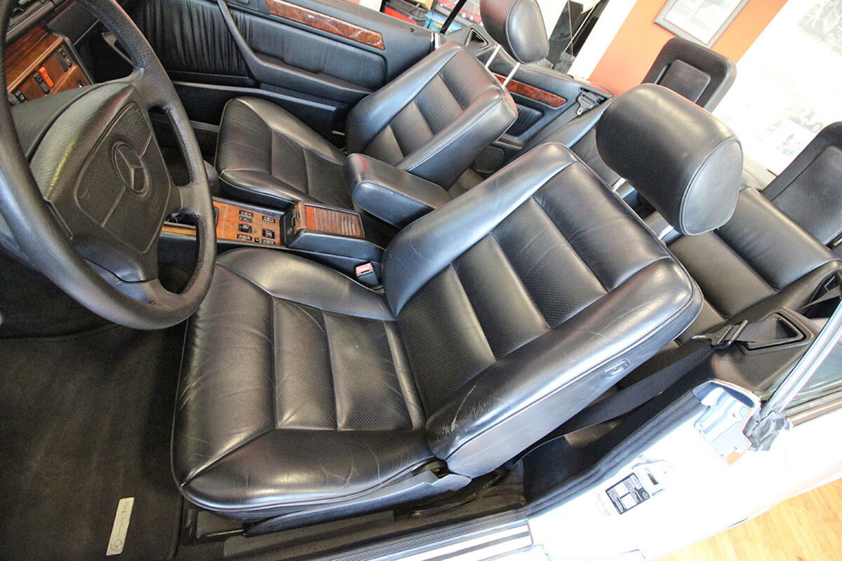 Mercedes-Benz 300 Cabrio 300 CE-24 cat Cabriolet (12)