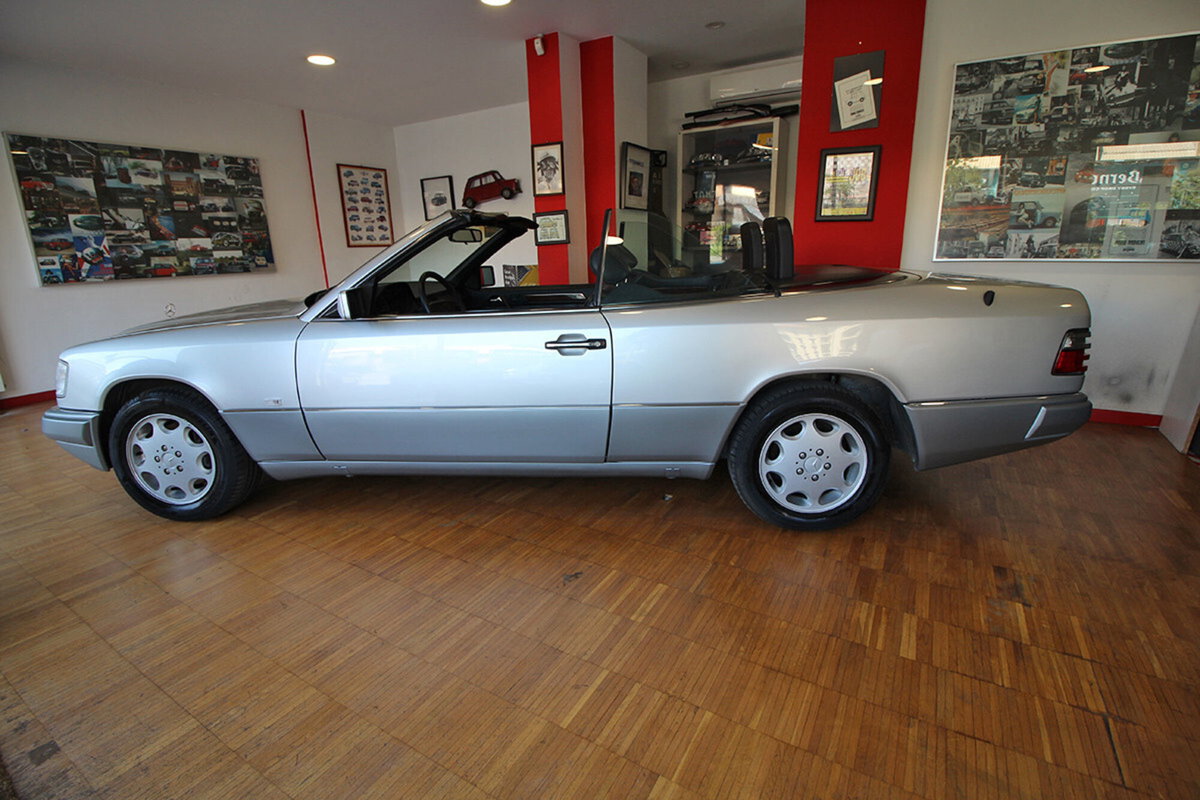 Mercedes-Benz 300 Cabrio 300 CE-24 cat Cabriolet (6)