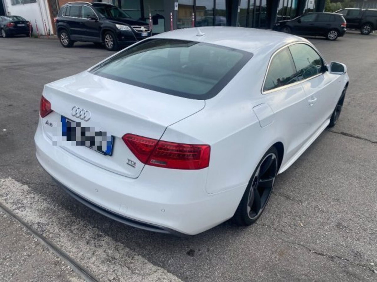 Audi A5 Coupé 2.0 TDI 177 CV quattro S tronic edition (4)