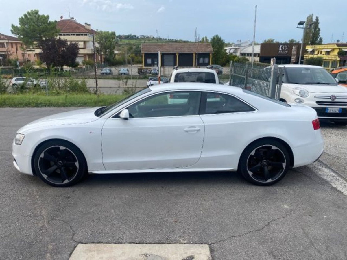 Audi A5 Coupé 2.0 TDI 177 CV quattro S tronic edition (7)
