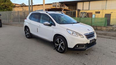 Peugeot 2008 120 S&S Féline usata