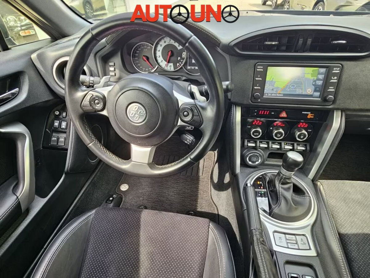 Toyota GT86 2.0 AT (5)