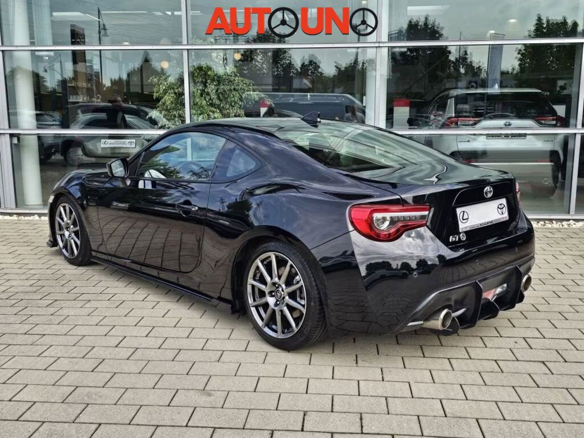 Toyota GT86 2.0 AT (8)