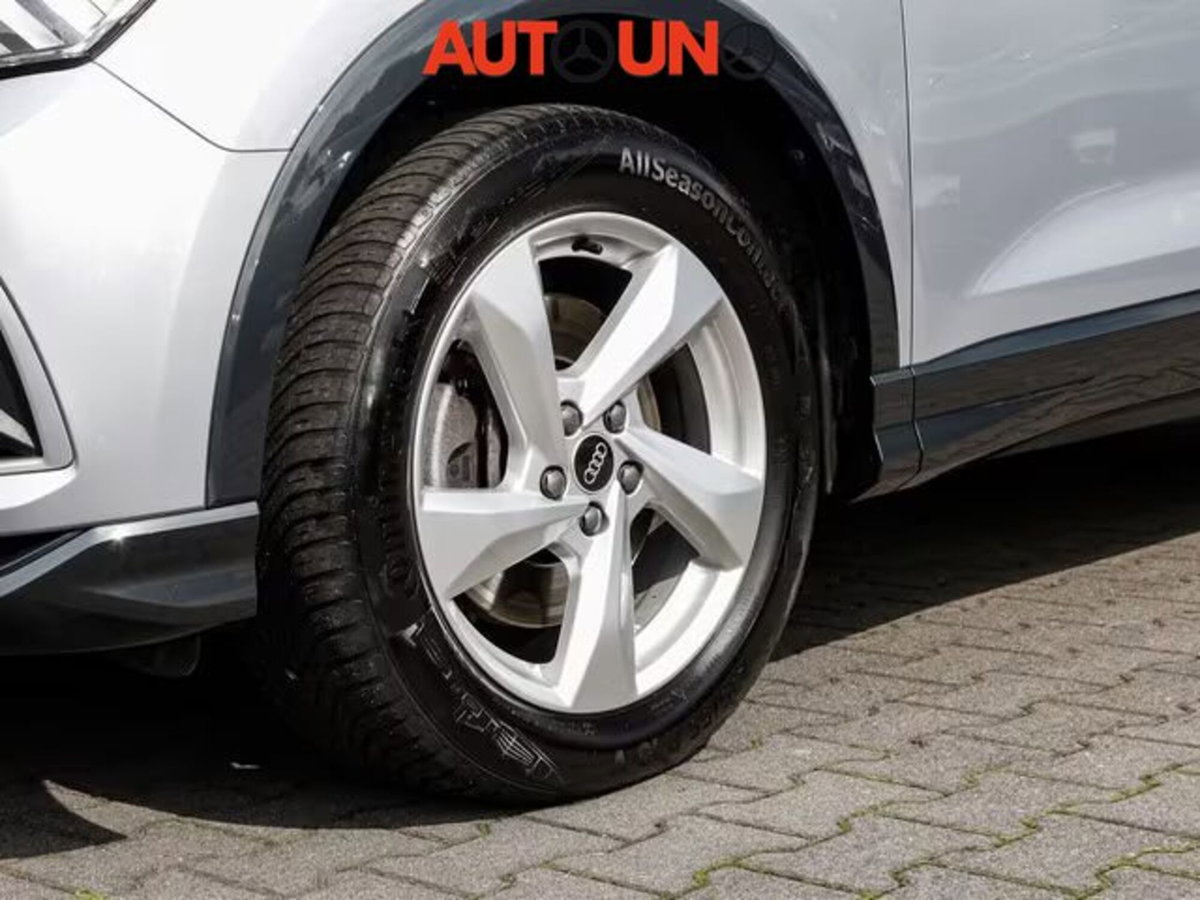 Audi Q3 40 TDI quattro S tronic Business Advanced (11)