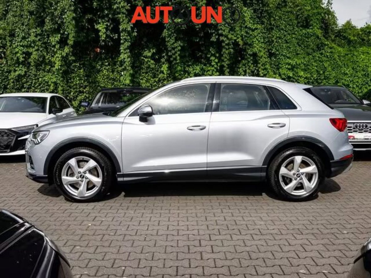 Audi Q3 40 TDI quattro S tronic Business Advanced (12)