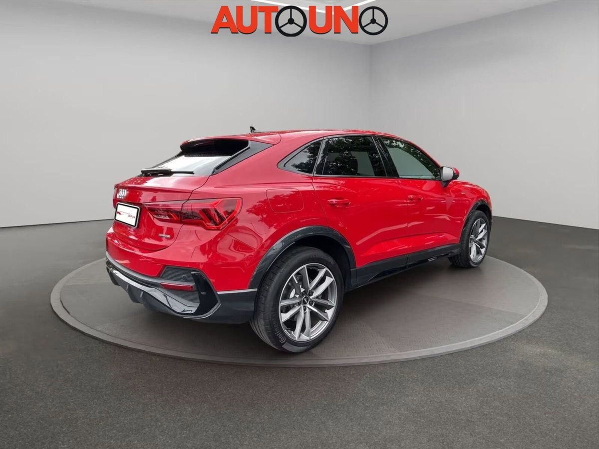 Audi Q3 Sportback 40 TDI quattro S tronic S line edition (2)