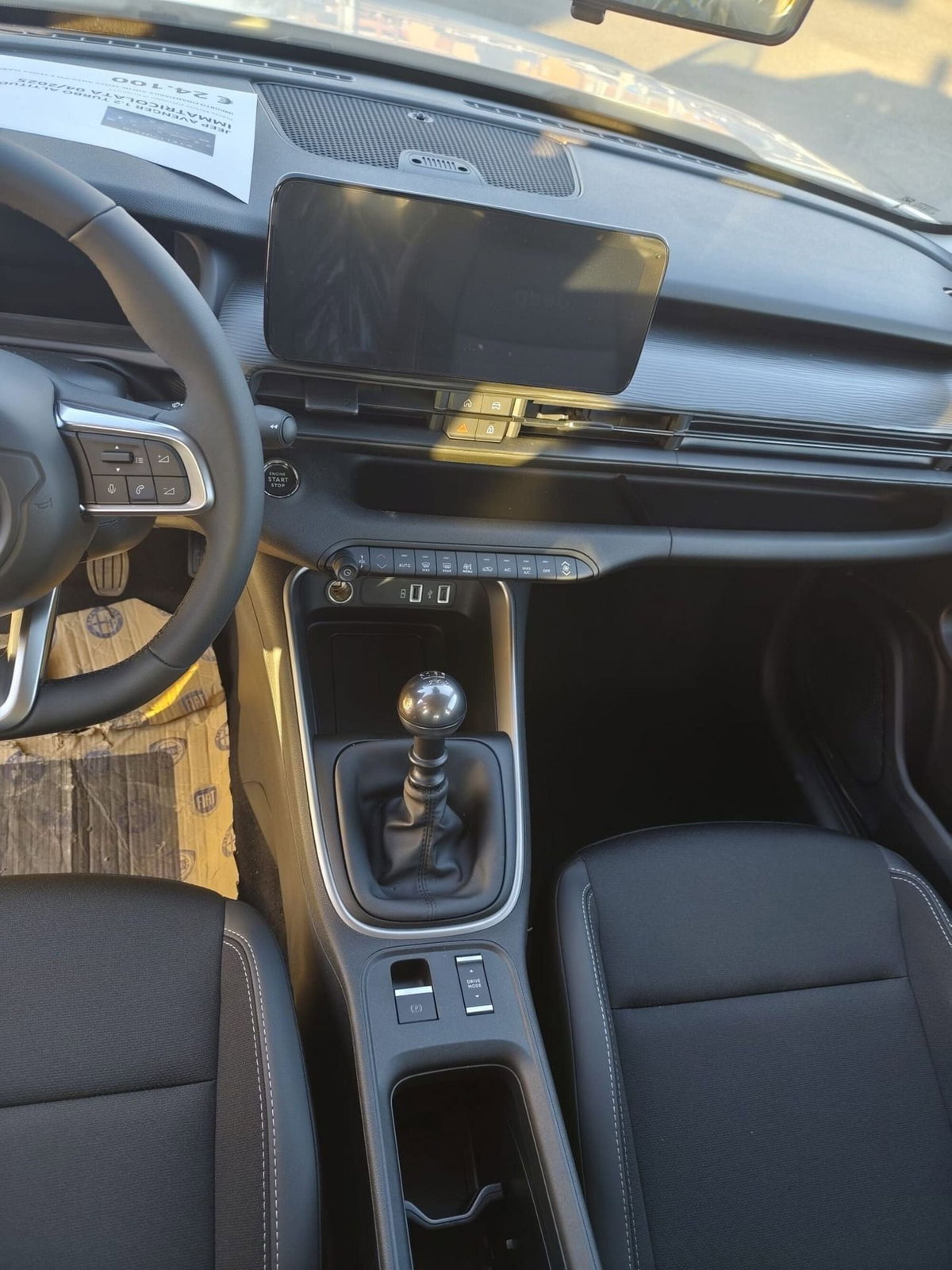 Jeep Avenger 1.2 turbo Altitude fwd 100cv (13)