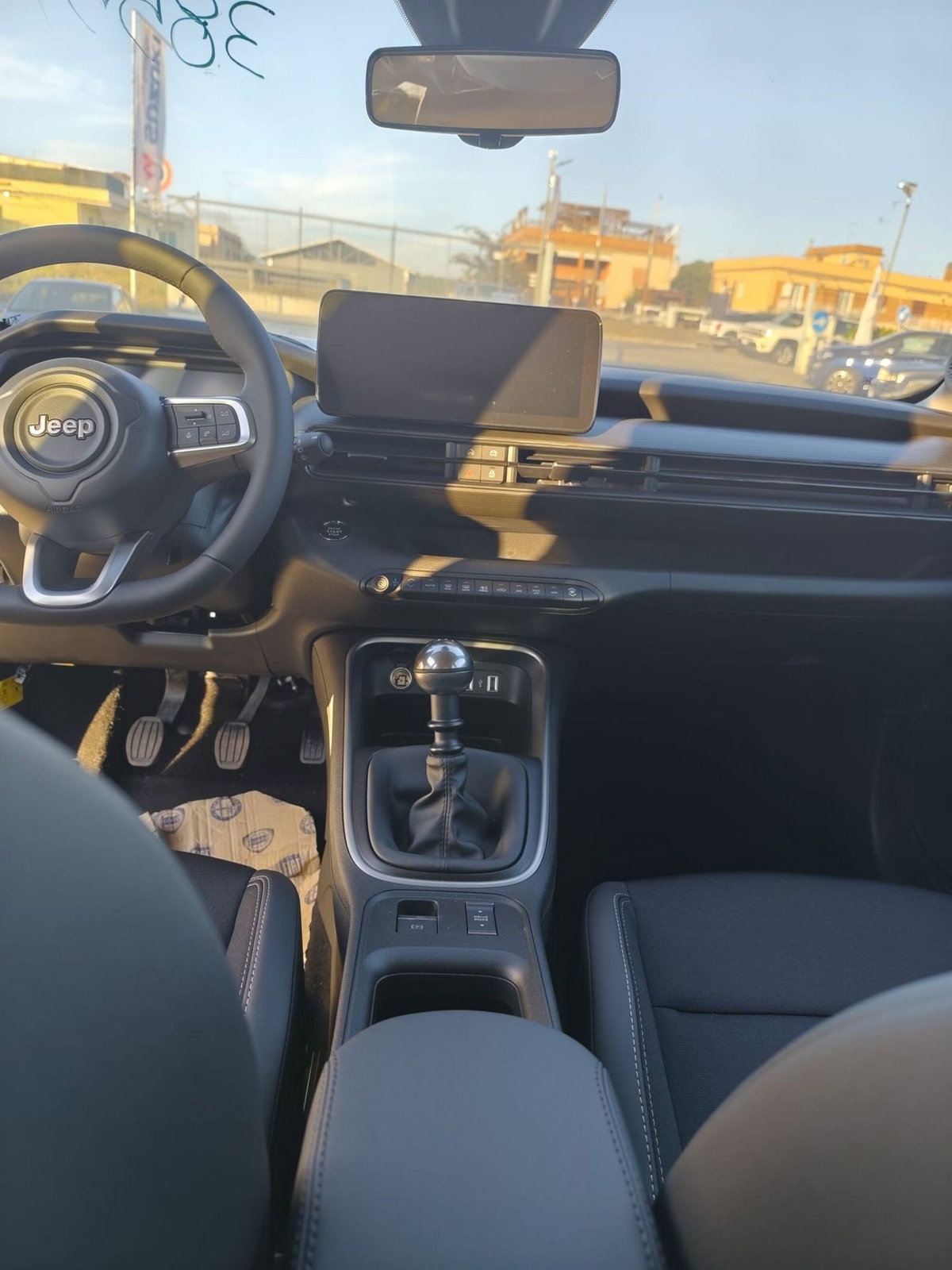 Jeep Avenger 1.2 turbo Altitude fwd 100cv (9)