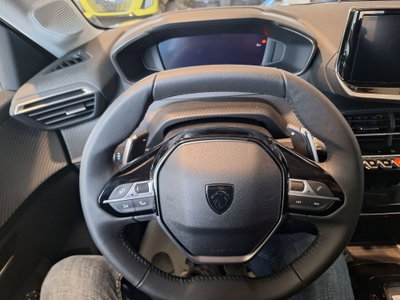 Peugeot 208 motore elettrico 136 CV 5 porte GT Pack (10)