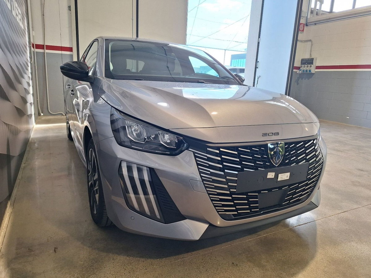 Peugeot 208 motore elettrico 136 CV 5 porte GT Pack (3)