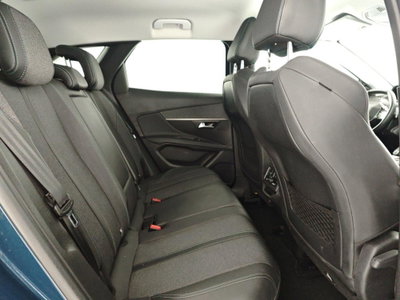 Peugeot 3008 BlueHDi 130 S&S EAT8 Allure Pack (16)