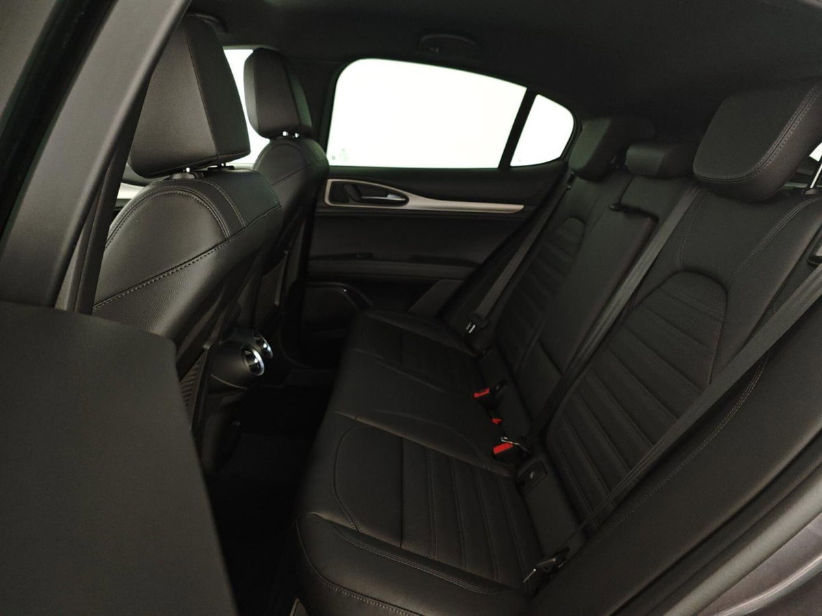Alfa Romeo Stelvio Stelvio 2.2 Turbodiesel 210 CV AT8 Q4 Veloce Tì (10)
