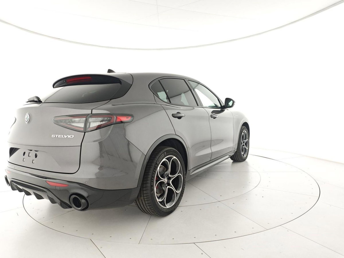 Alfa Romeo Stelvio Stelvio 2.2 Turbodiesel 210 CV AT8 Q4 Veloce Tì (2)