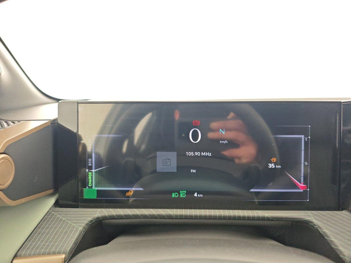 Lancia Ypsilon 1.2 mhev Edizione Limitata Cassina e-dct (15)