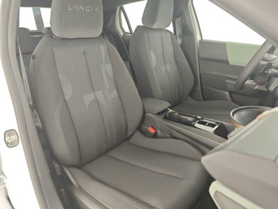 Lancia Ypsilon 1.2 mhev Edizione Limitata Cassina e-dct (14)