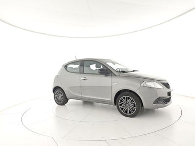 Lancia Ypsilon 1.0 FireFly 5 porte S&S Hybrid Gold Plus usata