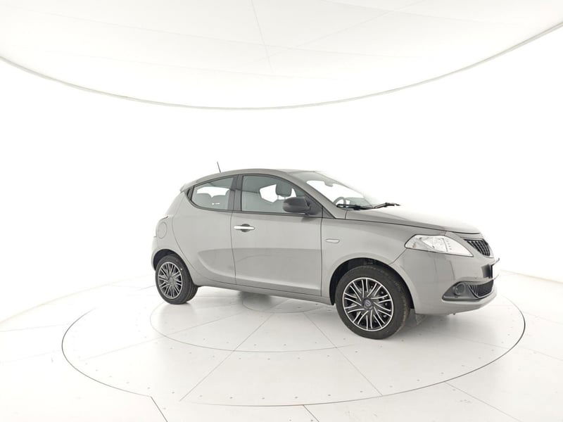 Lancia Ypsilon 1.0 FireFly 5 porte S&S Hybrid Gold Plus